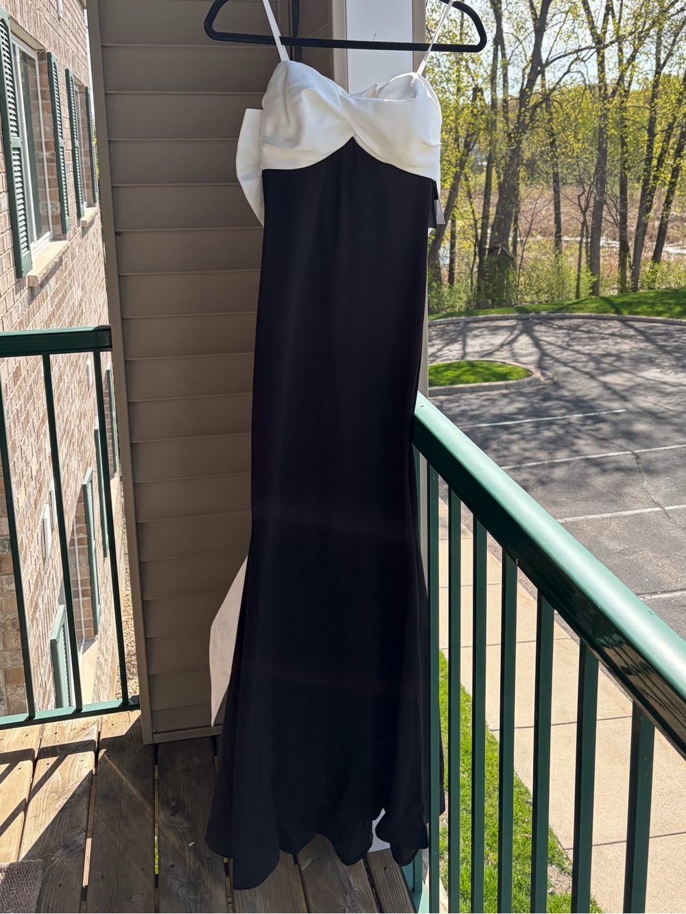 🆕🖤🤍City Studio Black & White Mermaid Gown Formal Evening Dress Size 5/6 - Picture 4 of 16